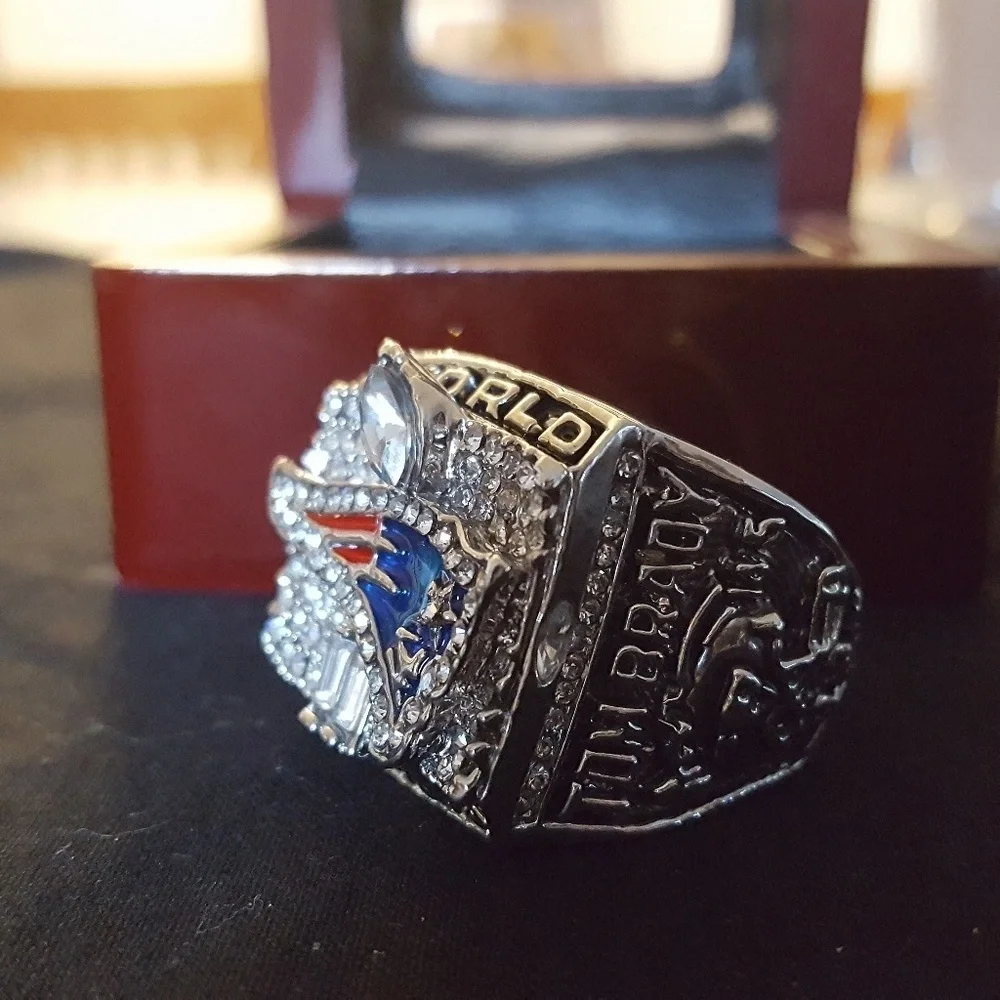 New England Patriots‎ 2001 Fan Edition Champ Ring